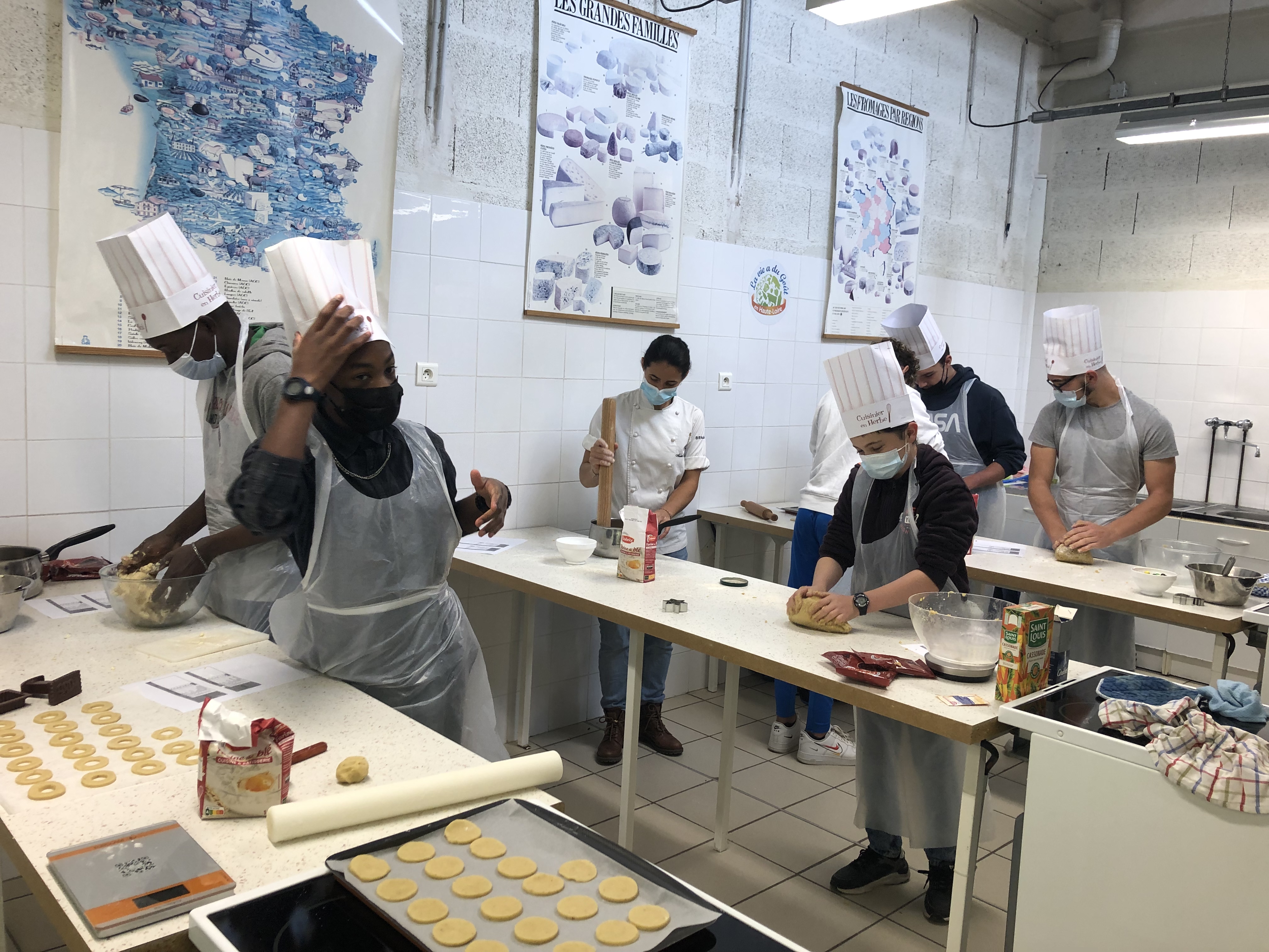 Une cheffe pâtissière chez les 3ème prépa-métiers